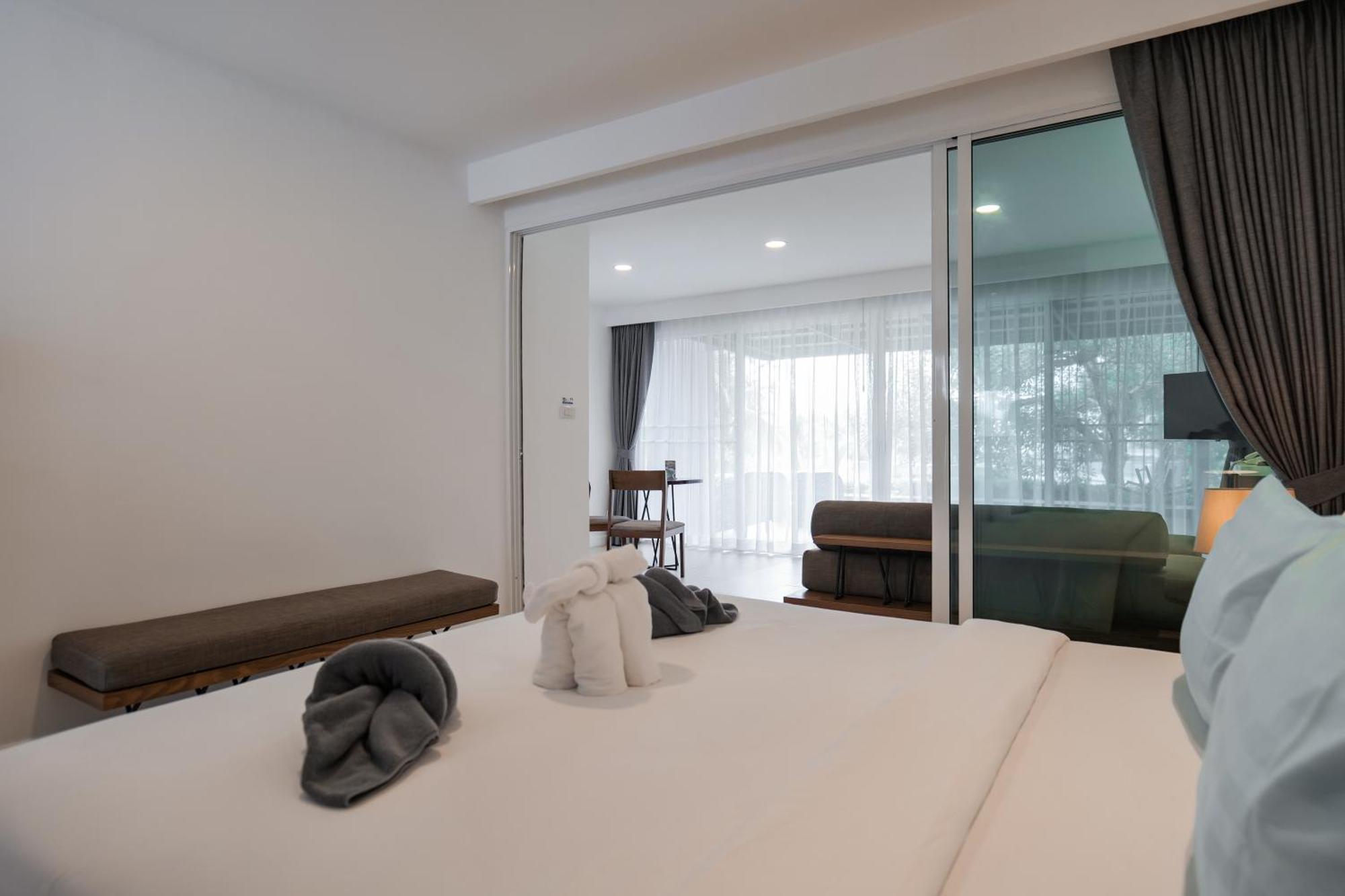 Seanery Beach Resort Bang Saphan Eksteriør bilde